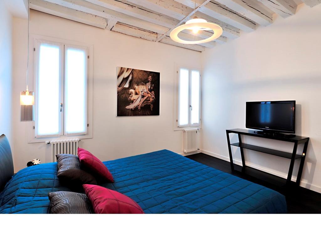Faville Apartment