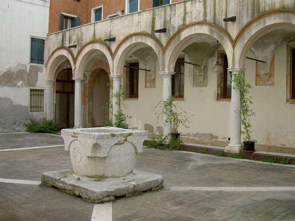 Albergue Hostel Biennale