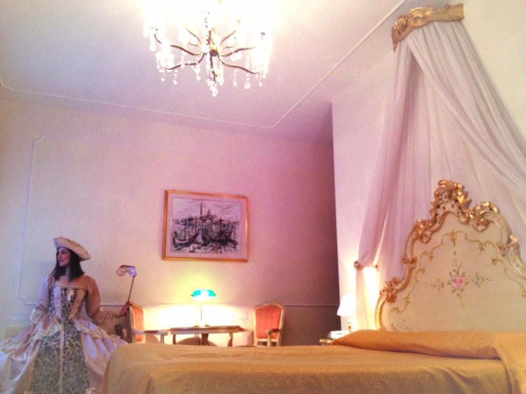 At Leonard Hotel *