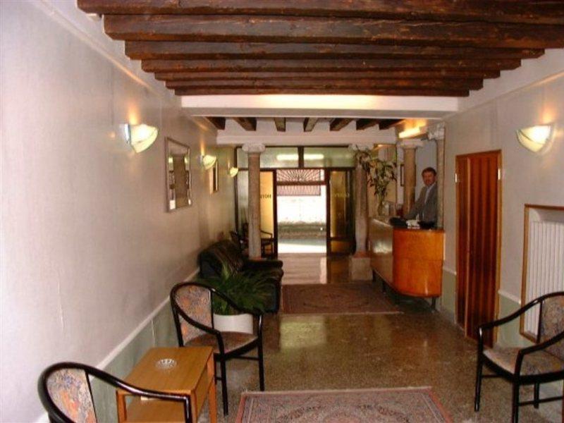 Hotel Caneva Veneza