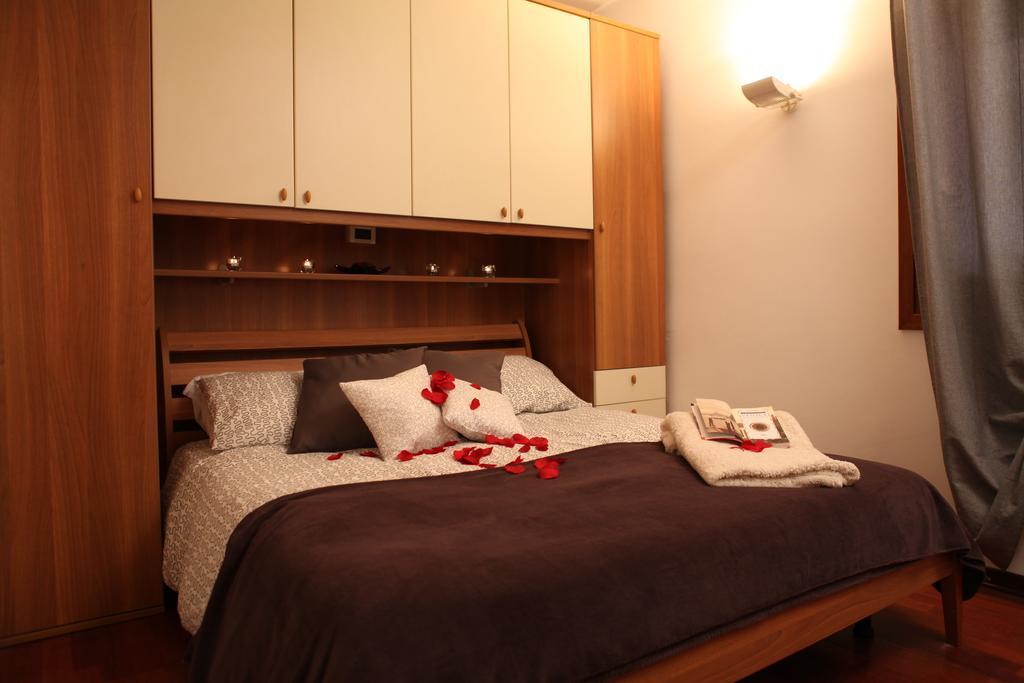 Ca' Garibaldi Apartment *
