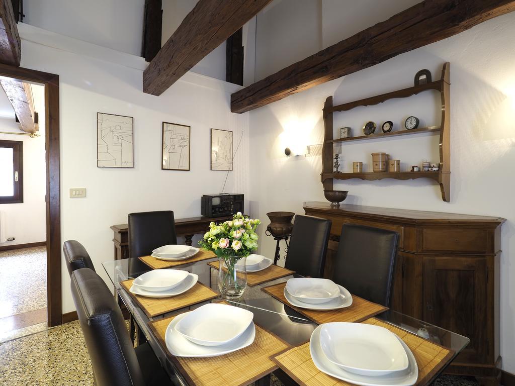 Faville Apartment *