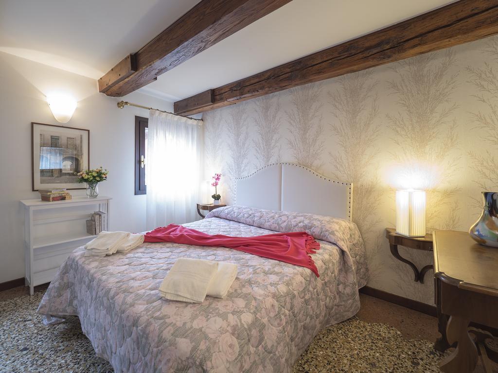 Faville Apartment *