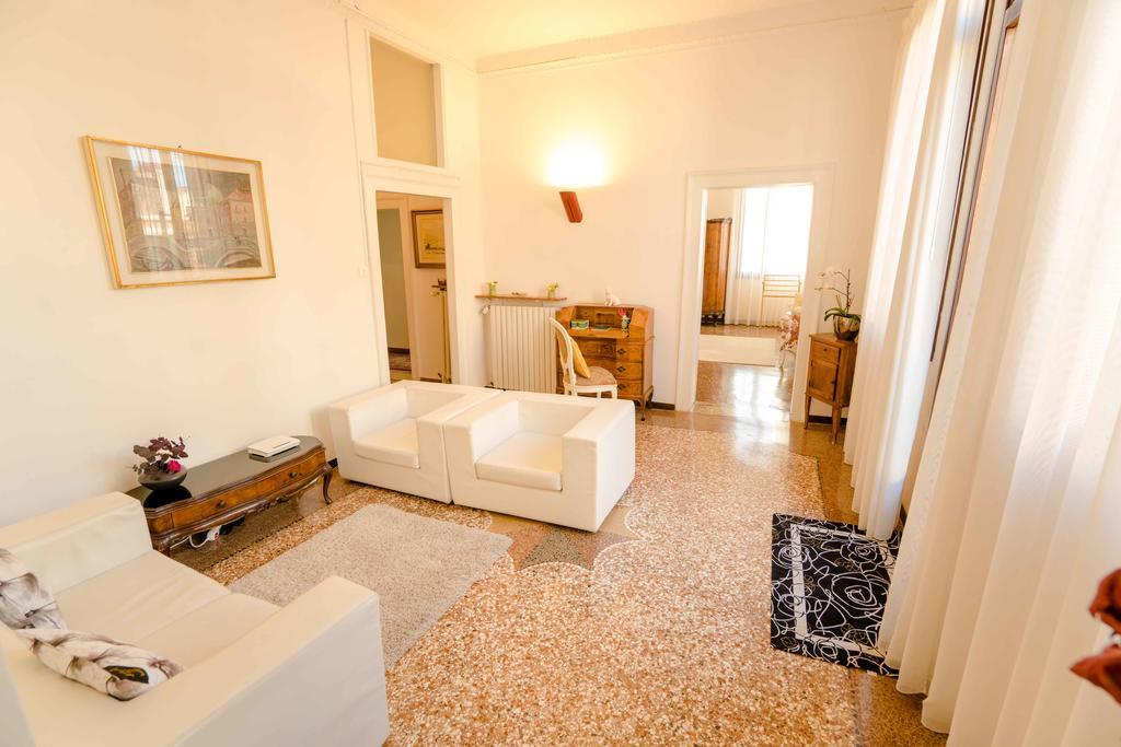 Ca' Aurora Apartment *