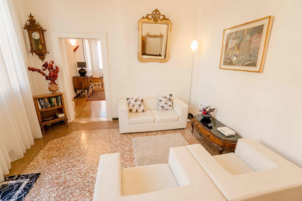 Ca' Aurora Apartment
