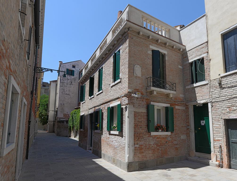 Ca' Del Gallo Guest house