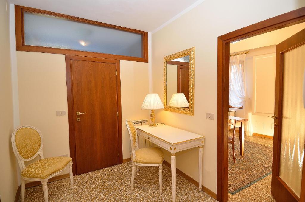 House 5286 Apartment *