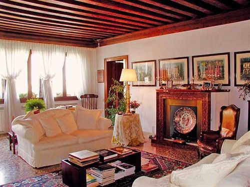 Bed & Breakfast At A Palazzo