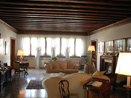 Bed & Breakfast At A Palazzo 3*