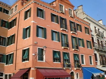 La Corte Dei Dogi