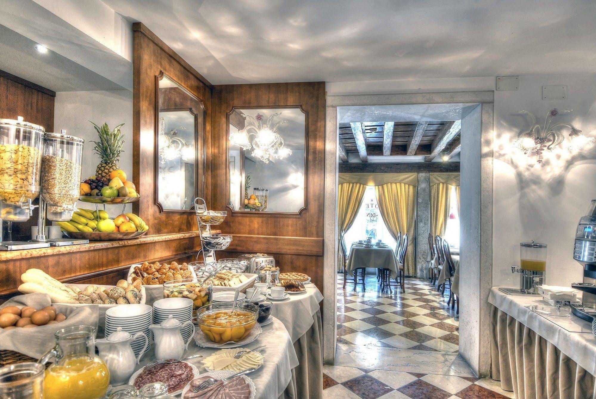 Scandinavia - Relais 3*