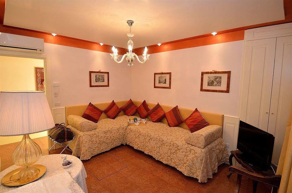 Palazzo Odoni Guest house