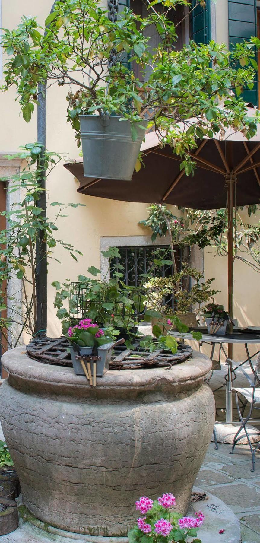 Corte 1321 Bed & Breakfast