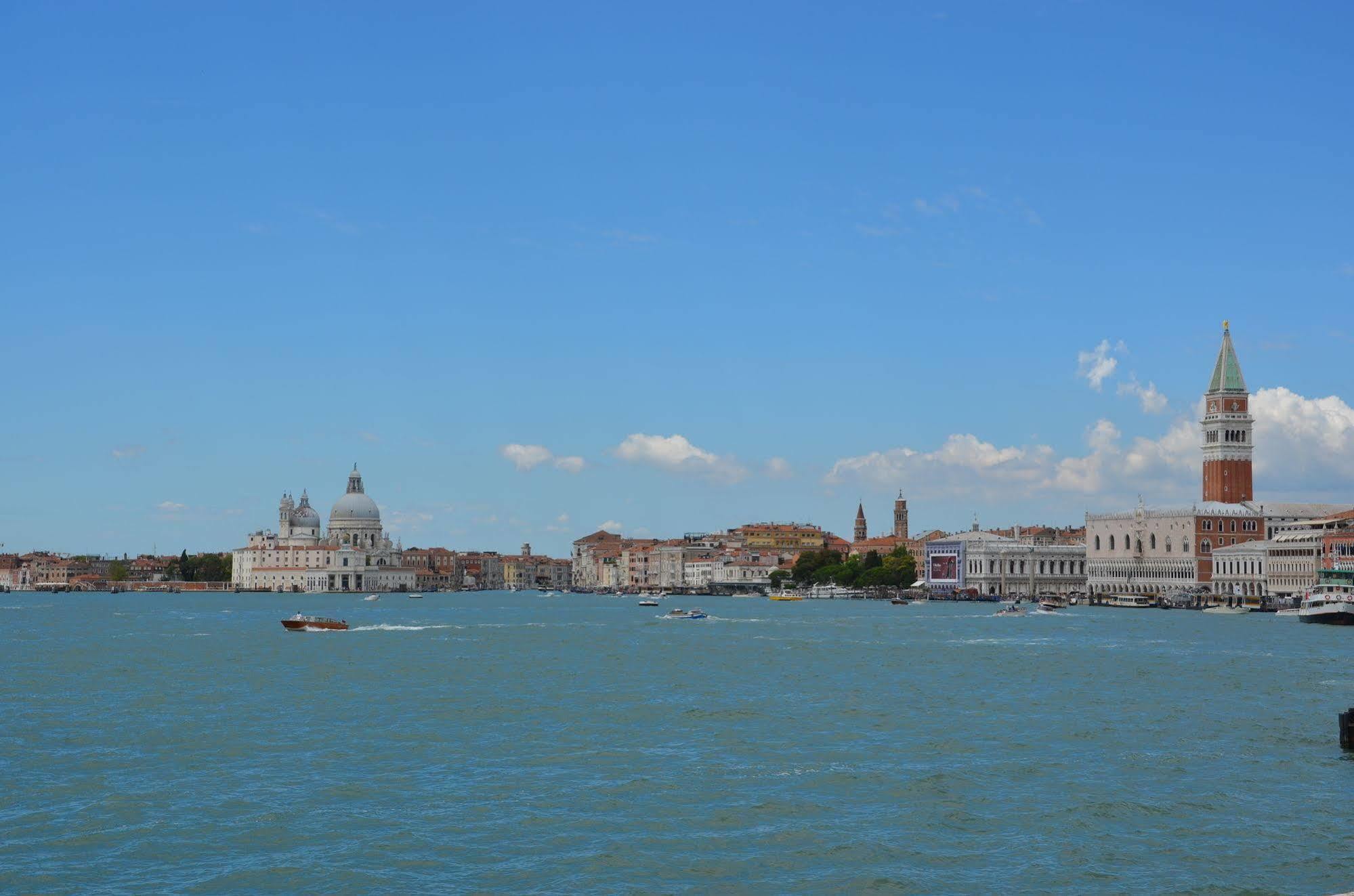 Casa Favaretto * Venice