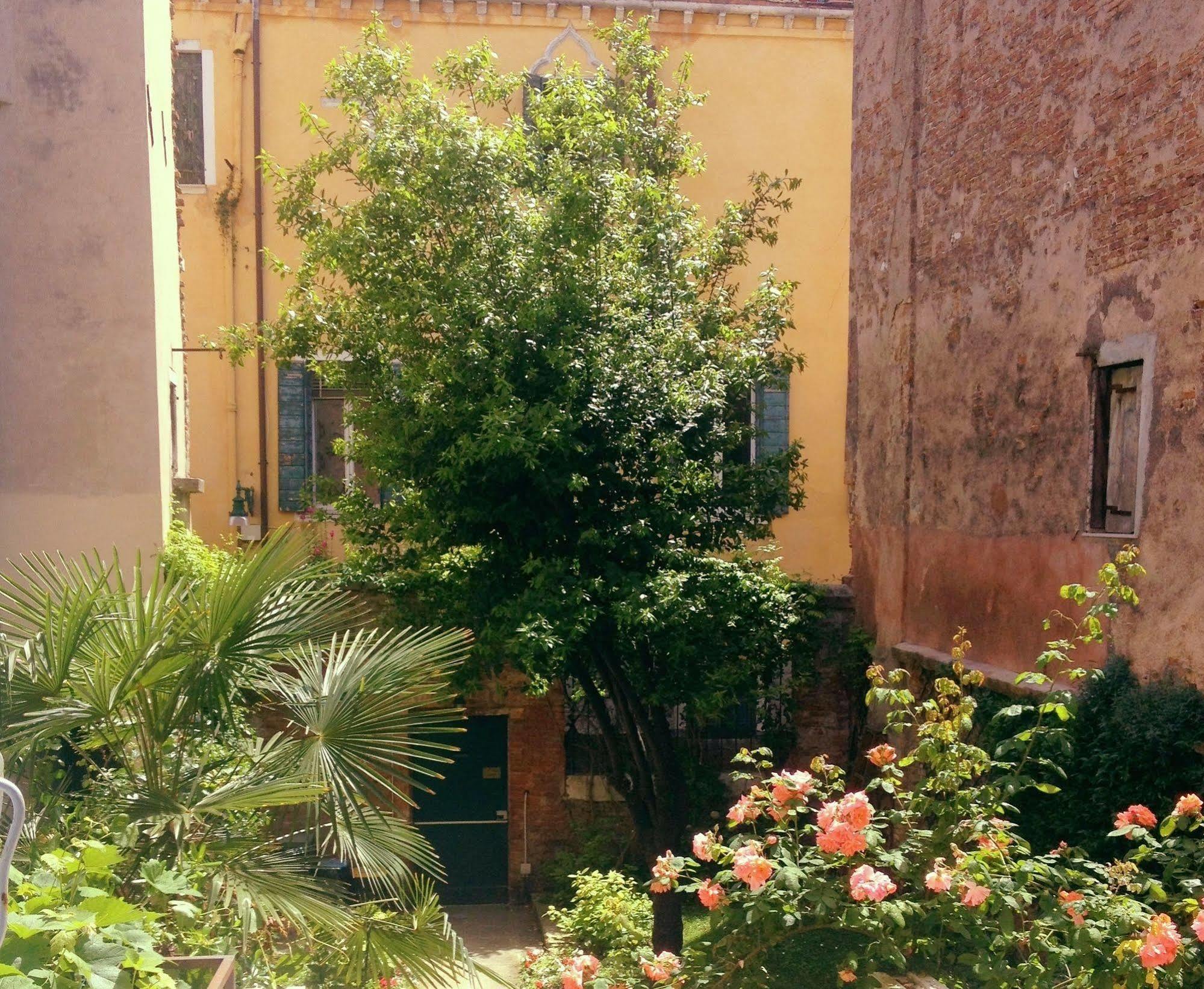 3749 Pontechiodo 3*