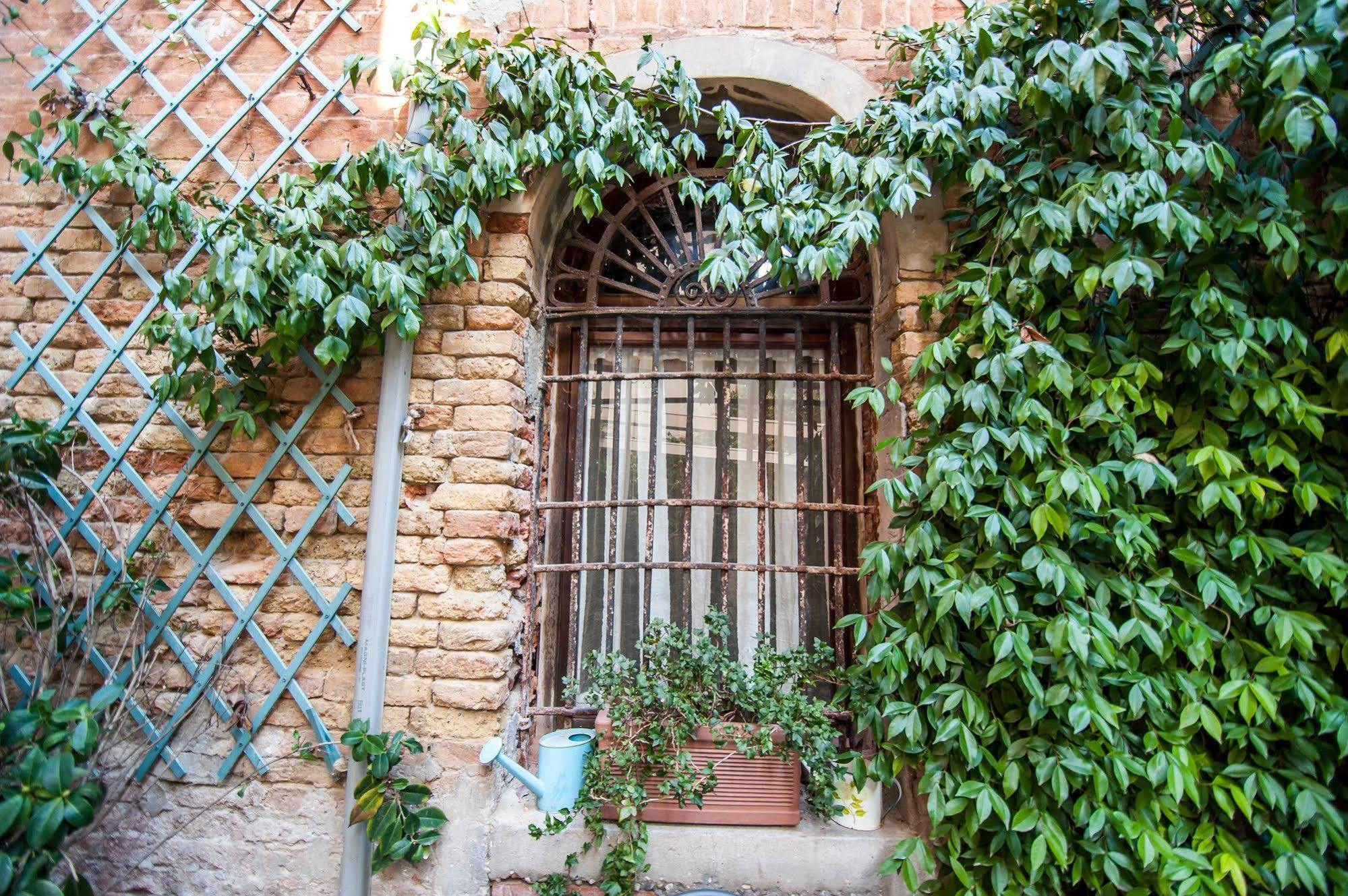 Bed & Breakfast 3749 Pontechiodo 3*