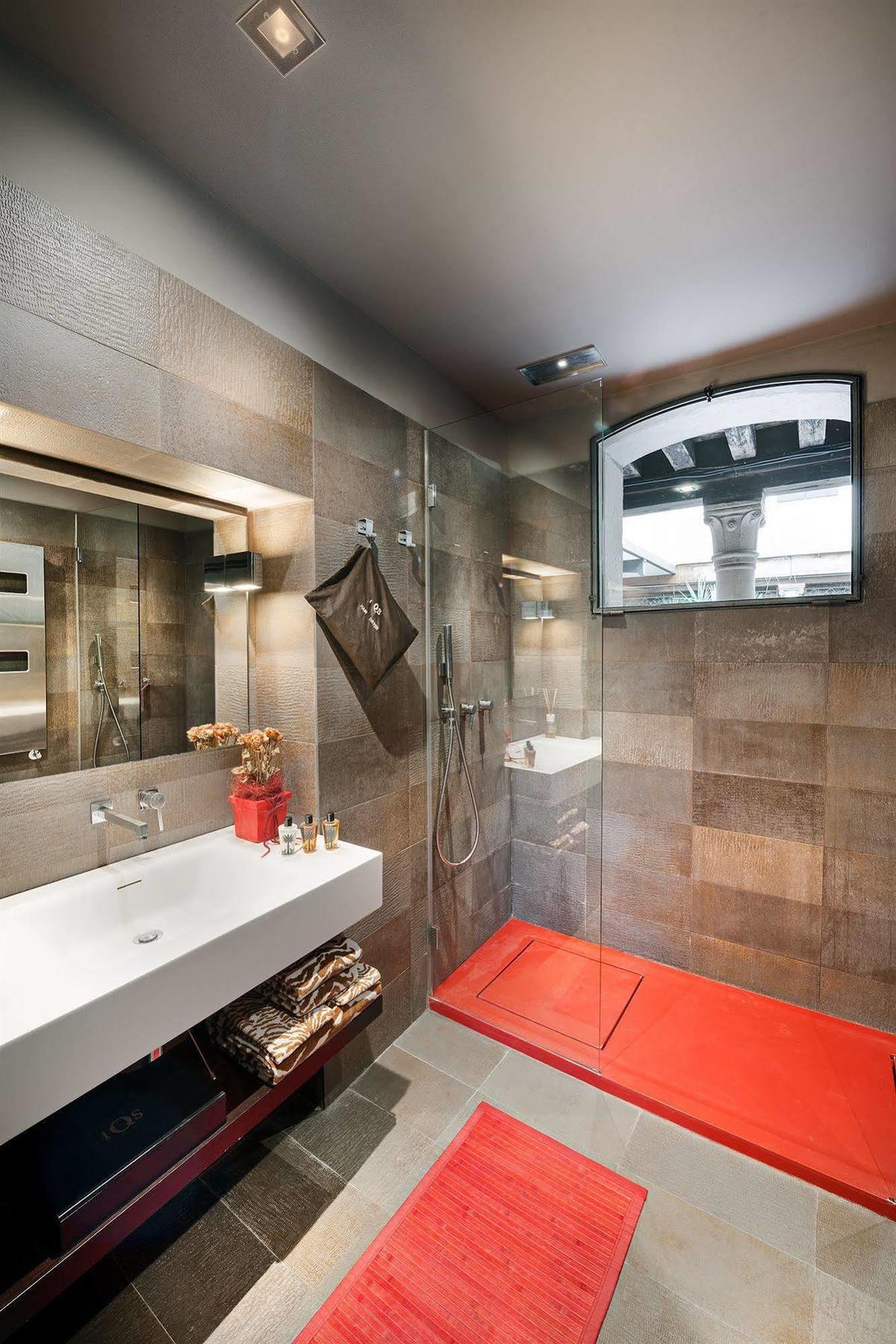 Charming House Iqs *