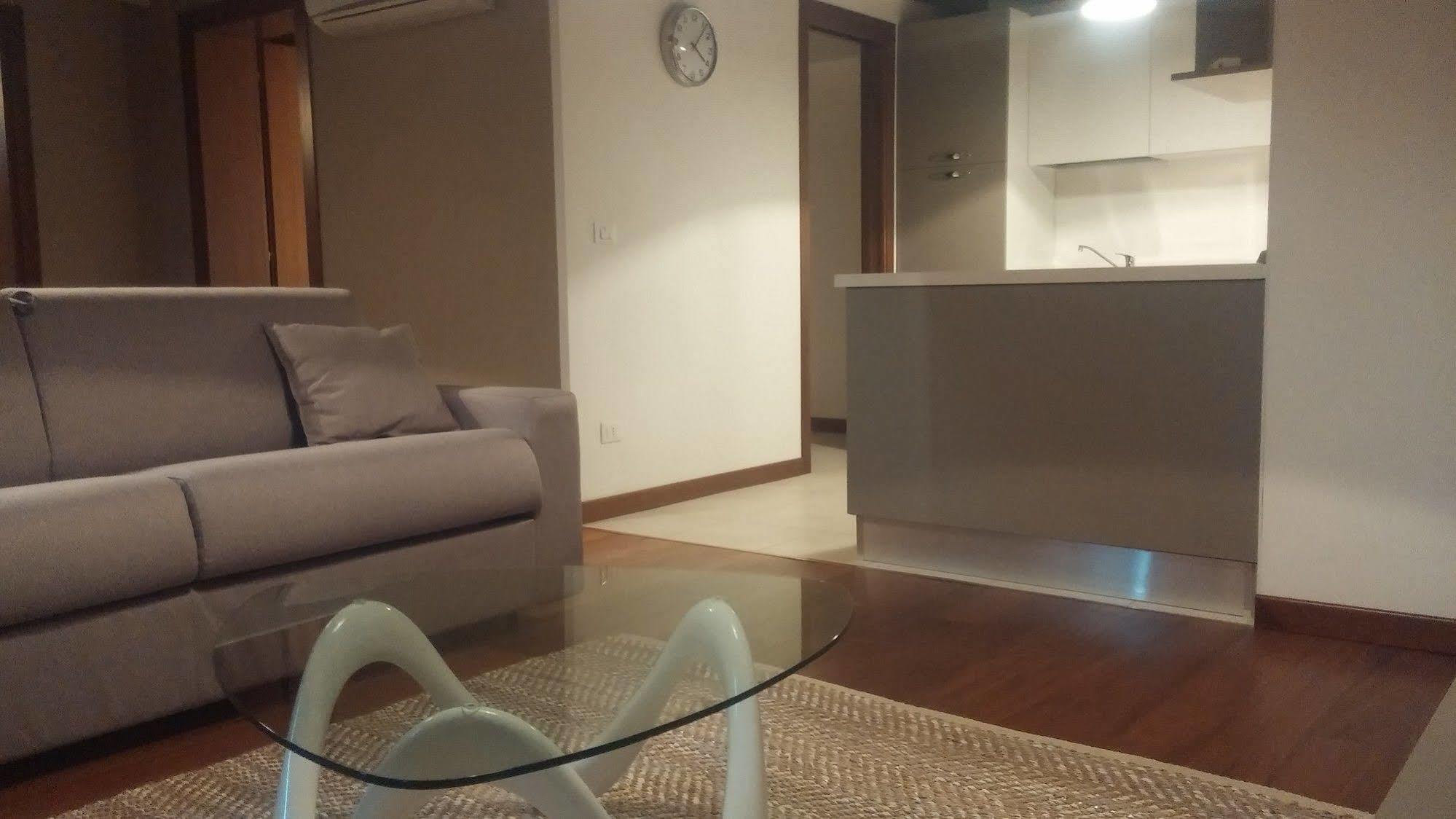 Apartment Good Wine