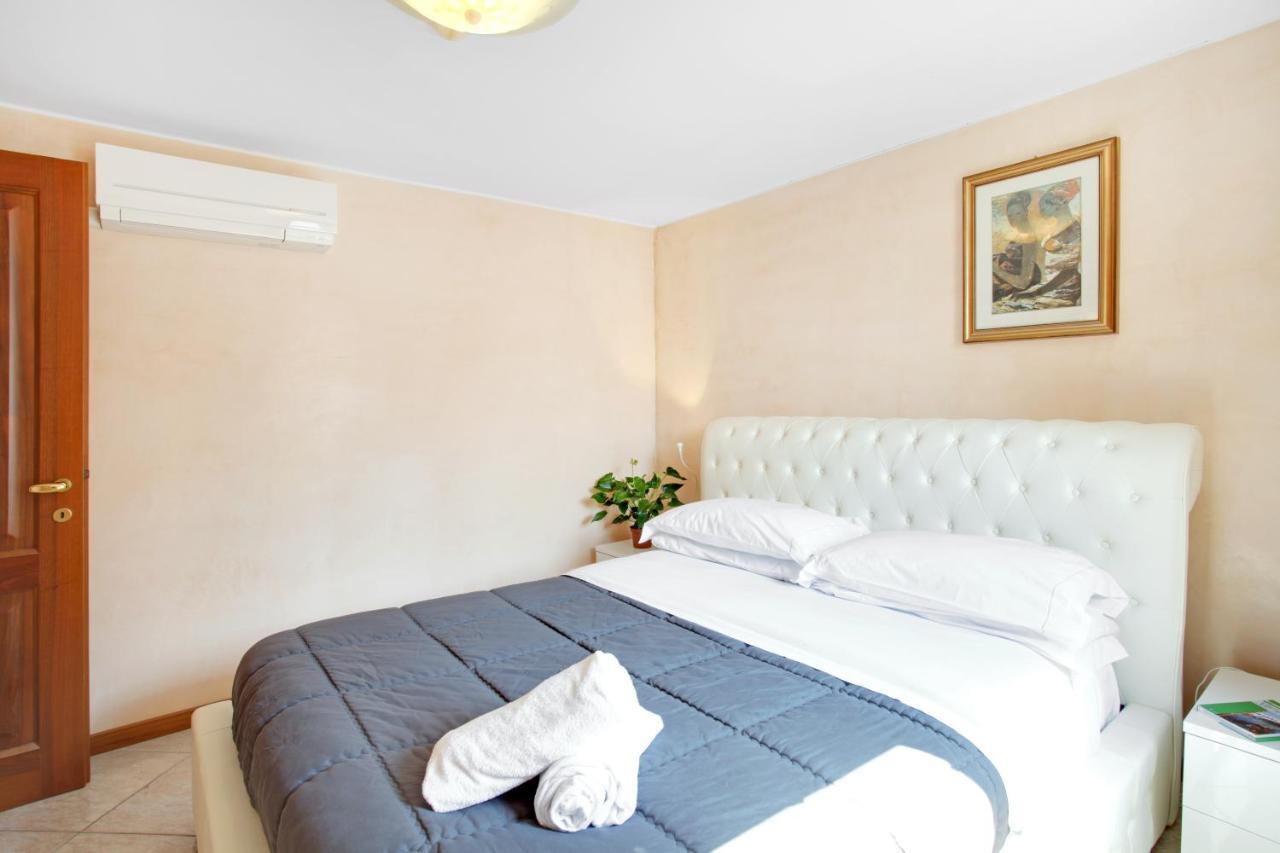 Fenix Aida Apartment Venice