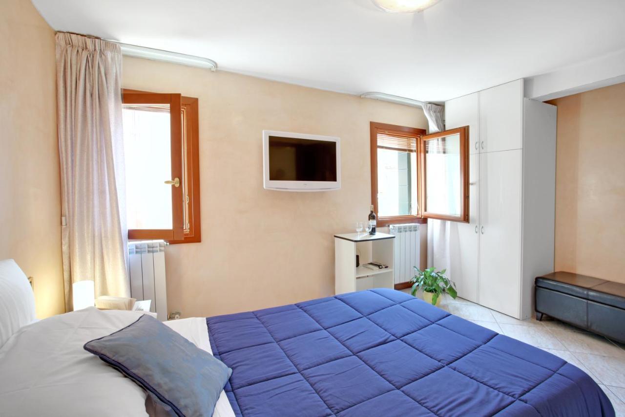 Fenix Aida Apartment Venice