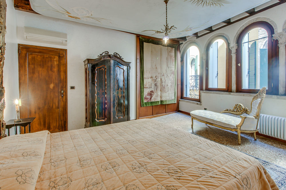 Apartment In