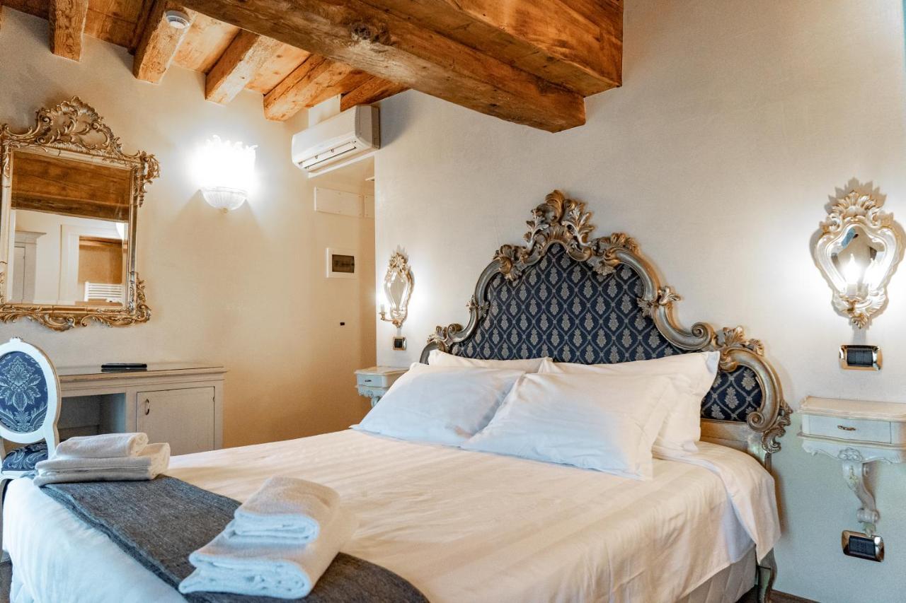 Hotel Vecellio On The Lagoon Venice