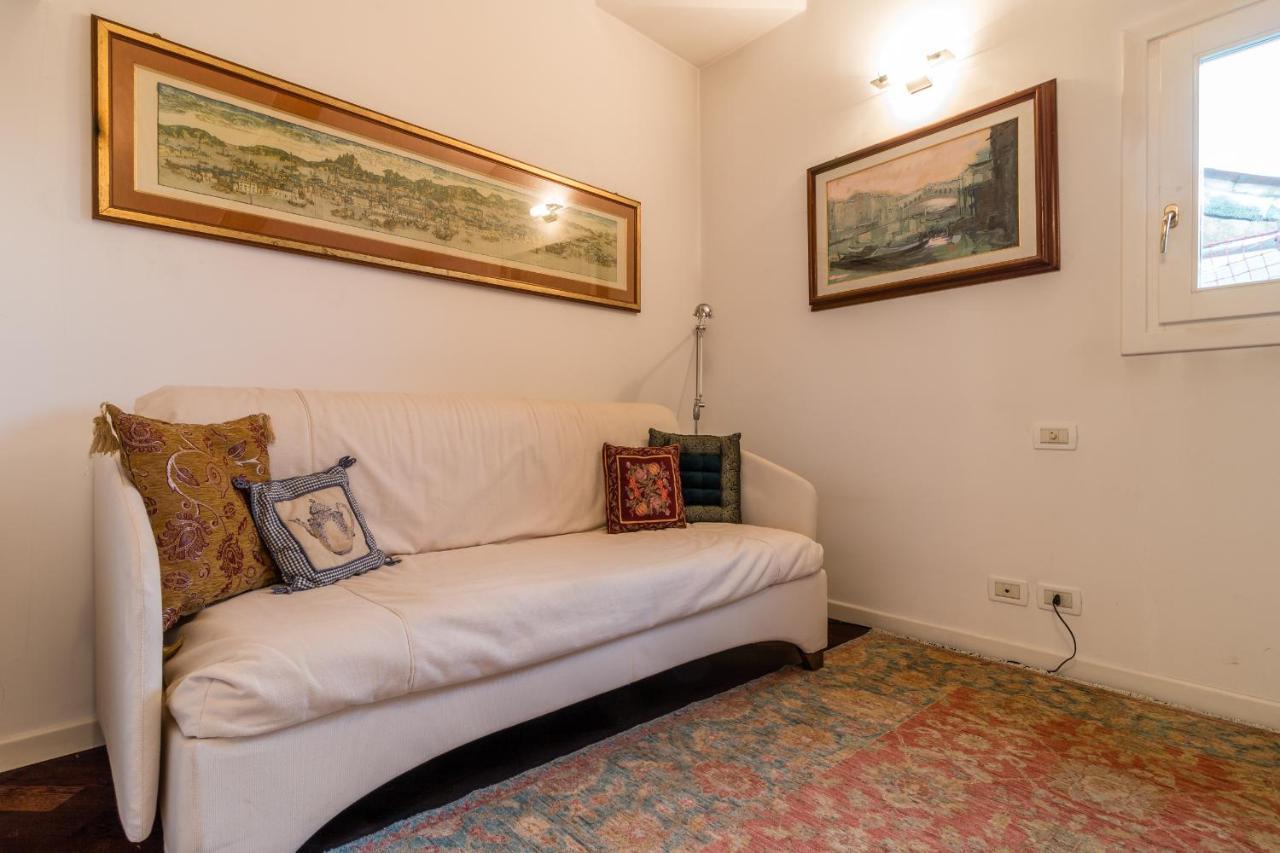 Appartamento Gold And Red - The Venetian Style With Terrace