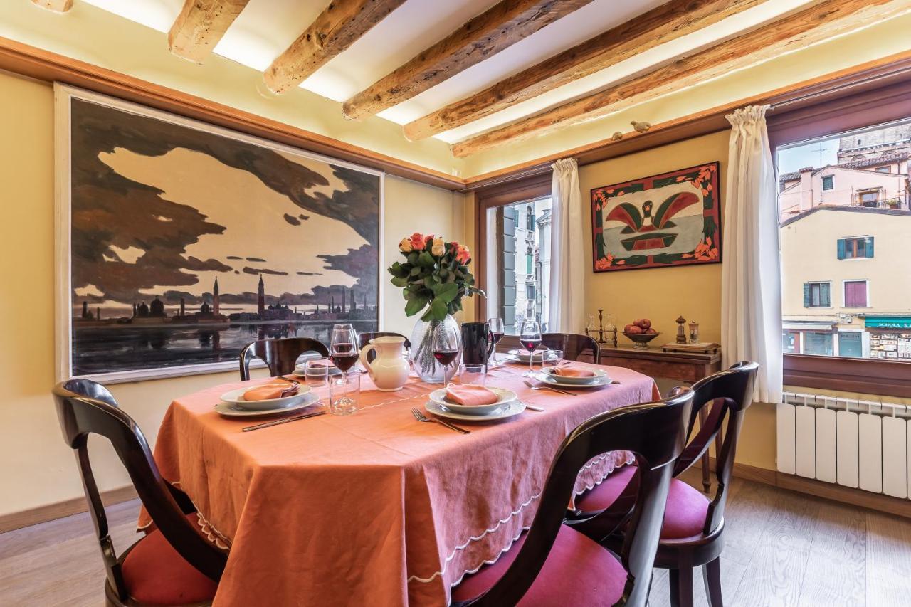 La Tana Cozy In Campo San Maurizio Venice
