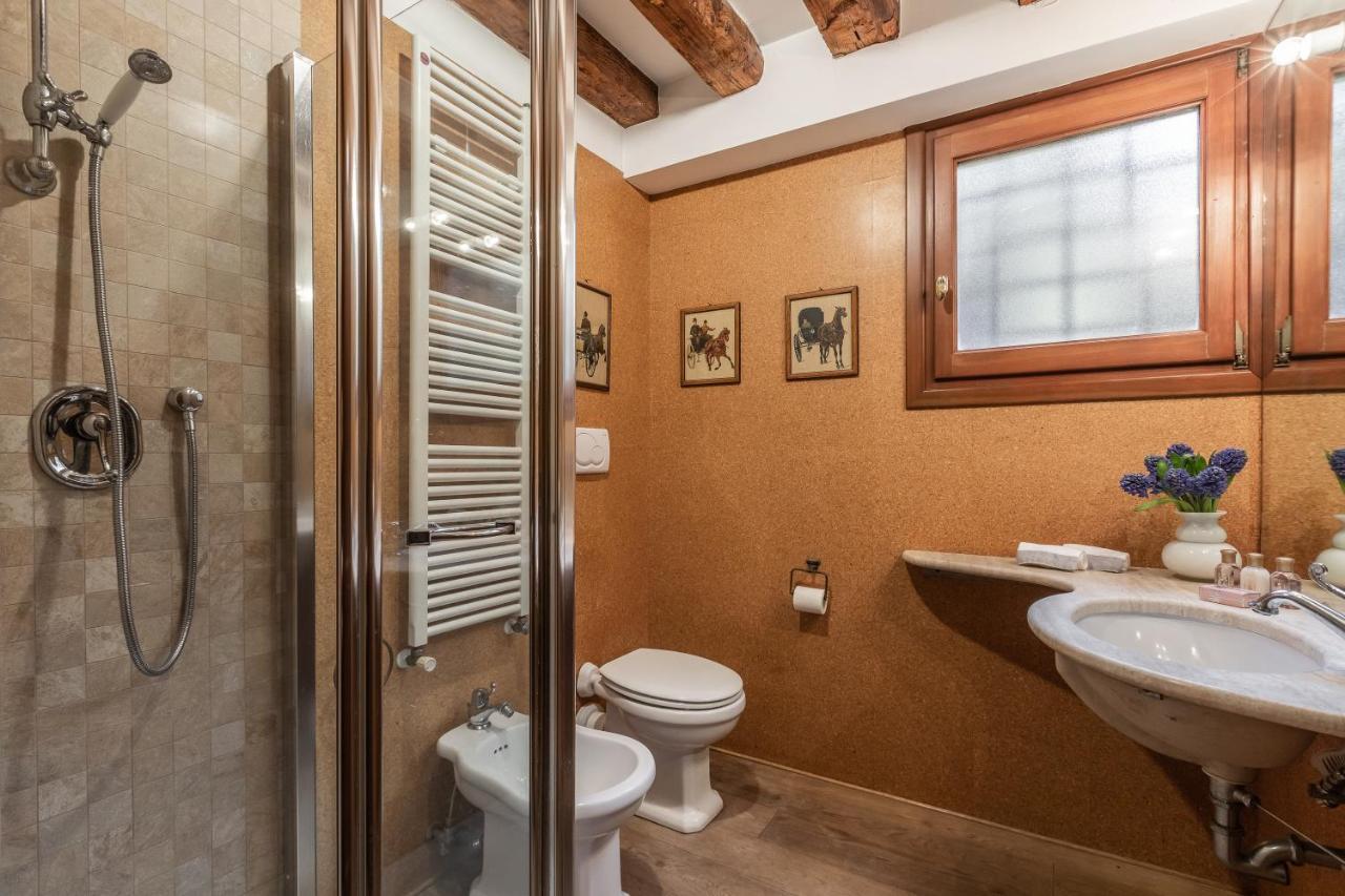 La Tana Cozy In Campo San Maurizio Venice