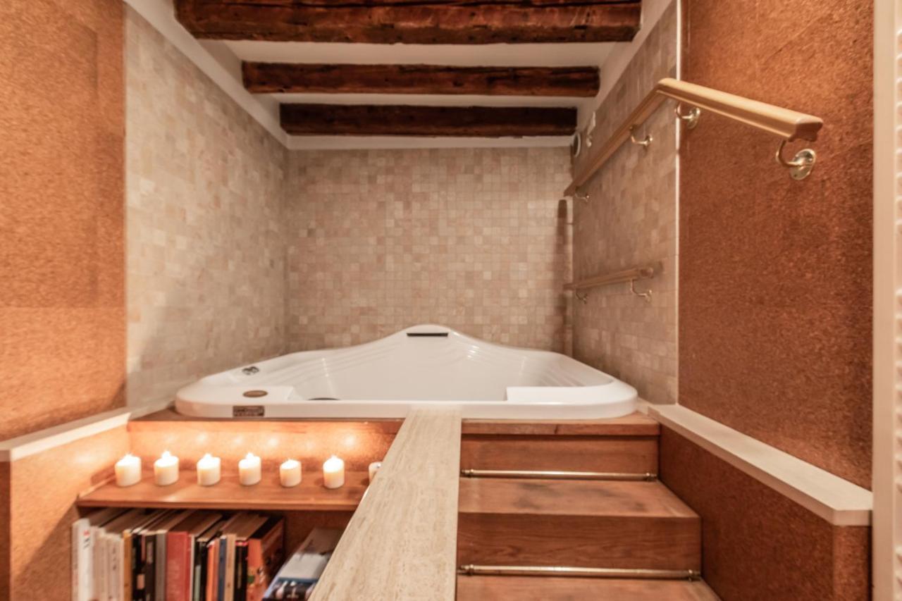 La Tana Cozy In Campo San Maurizio Apartment Venice