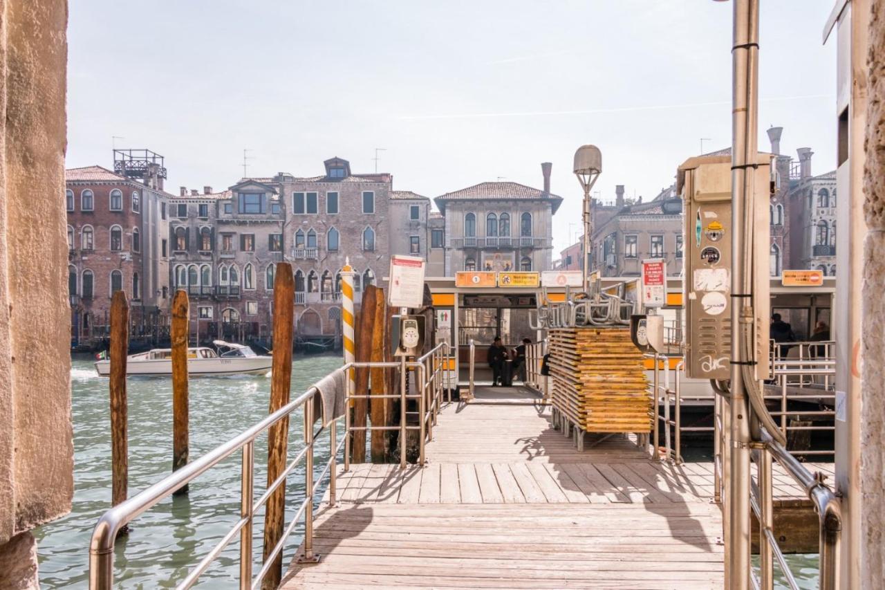 Apartment Fenice Backstage Over Canal