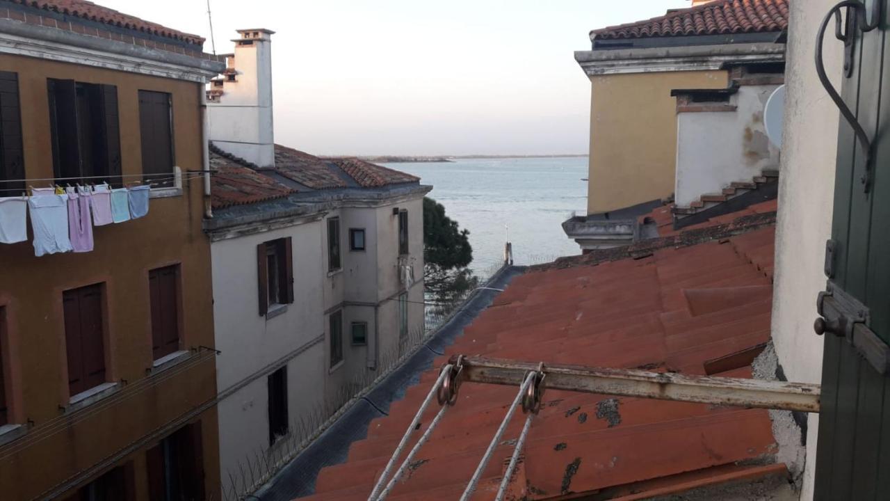 Near Station Santa Lucia Two Bedroom Apartment