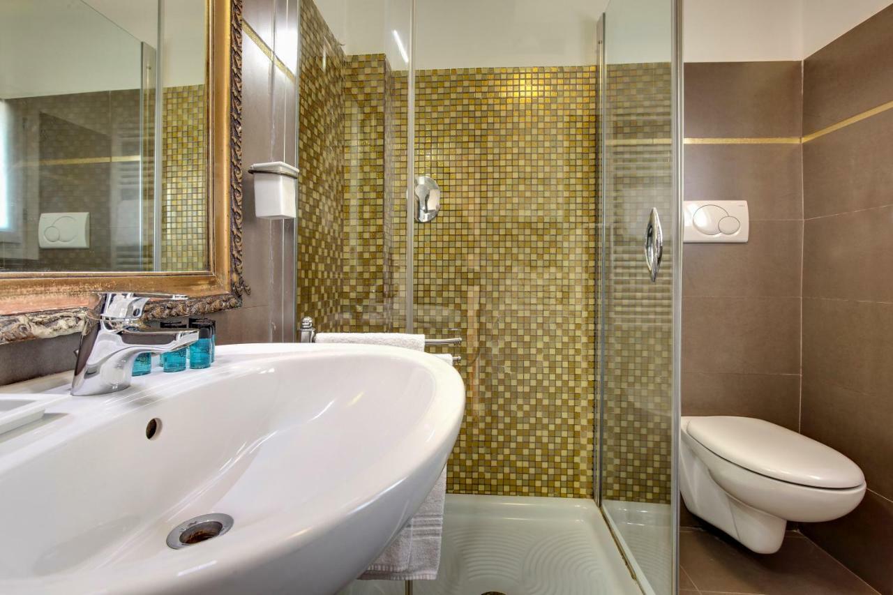 Ca' D'oro Design By Wonderful Italy *