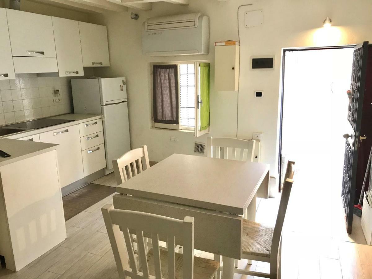 Santi Apostoli Apartment Venice