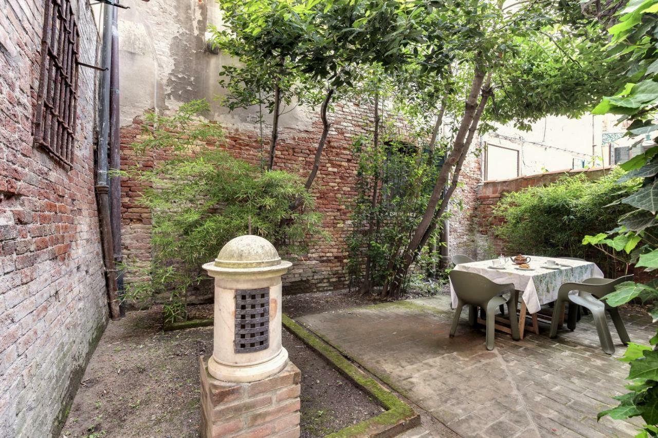 Ca Malvasia House With Garden Apartment