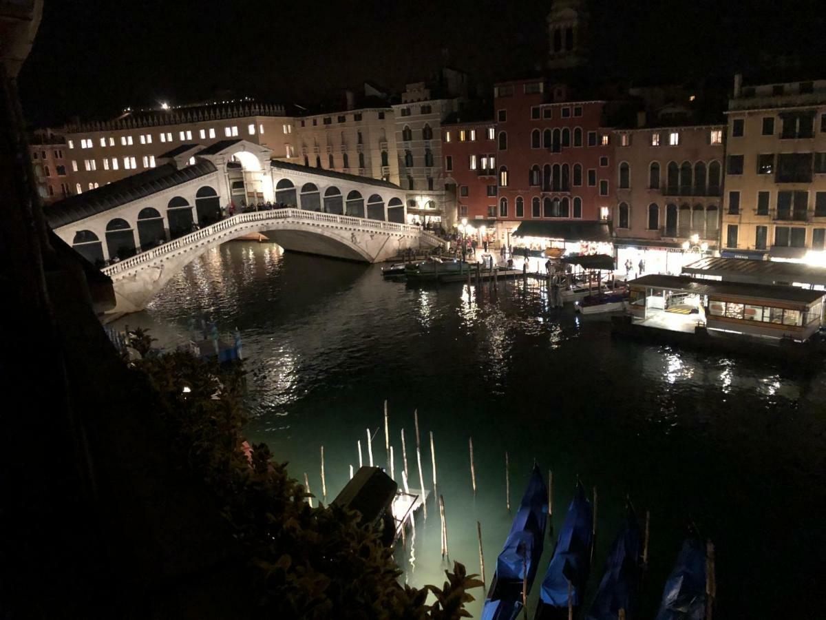 Apartment Rialto Terrace On The Grand Canal *