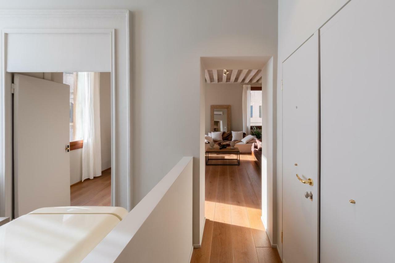 Bridge Of Sighs Luxurious Apartment