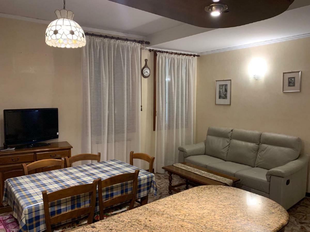 Gio's House Guest house