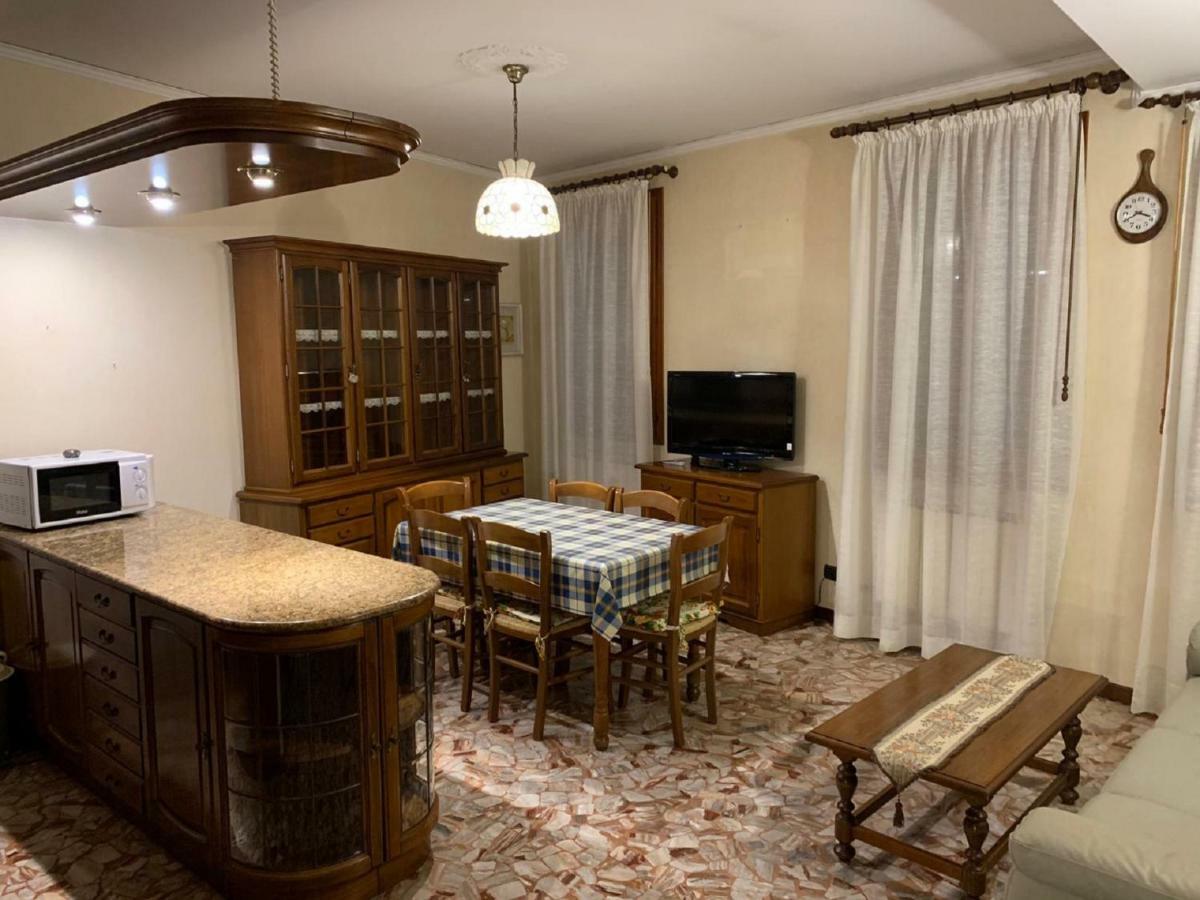 Gio's House Guest house