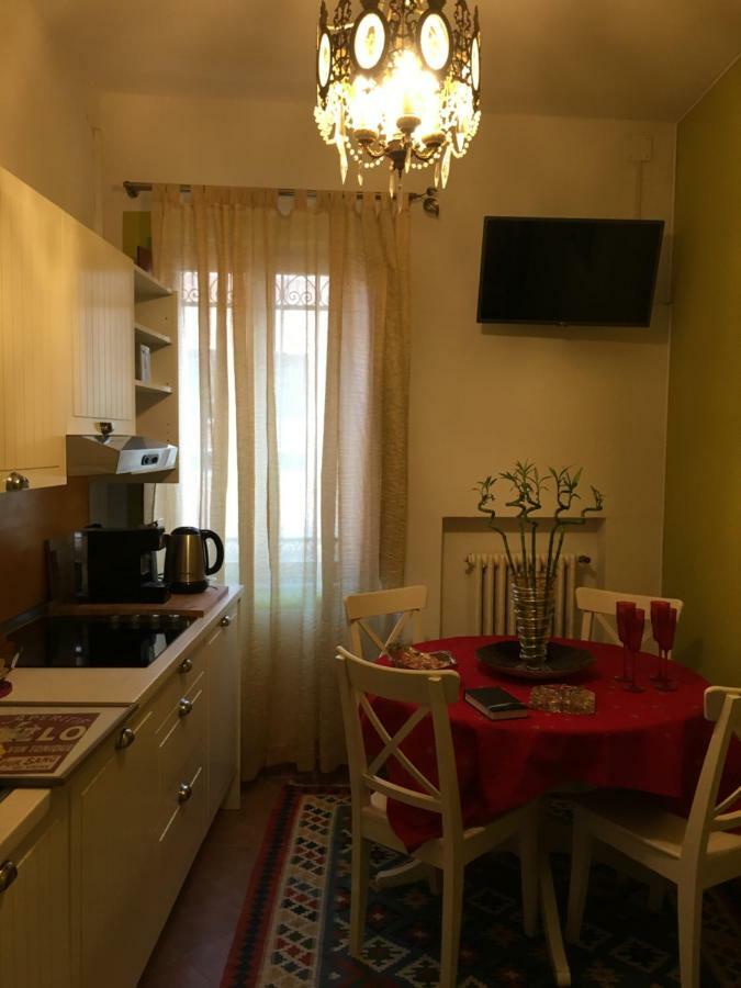 Rosso Veneziano Apartment