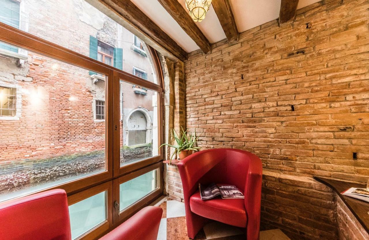 Apartment Charme *