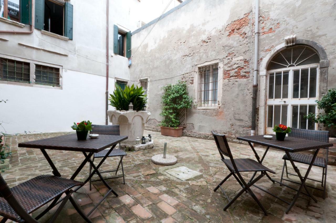 Ca' Annalaura 2 Apartment *