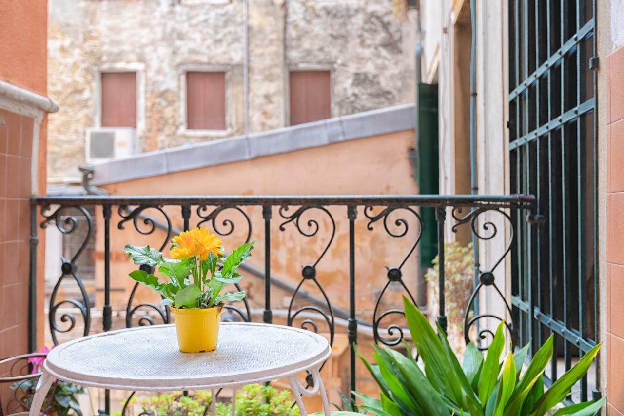 Venetian Infinity Apartment