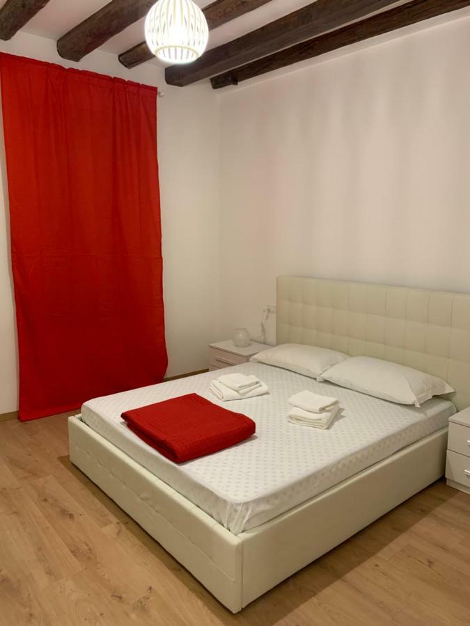 Gio'S Place S.Marco Guest house 2*