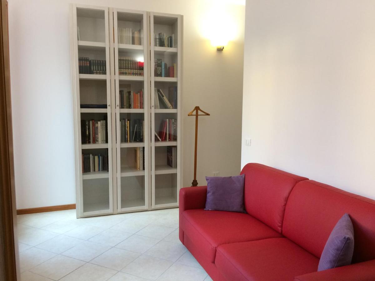 Pearl Apartment *