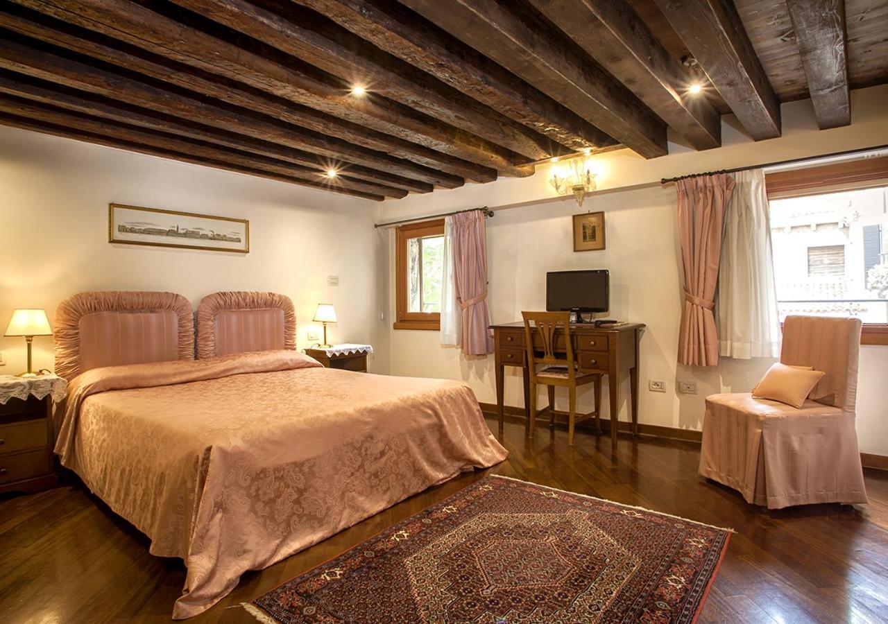 San Barnaba Hotel 3*