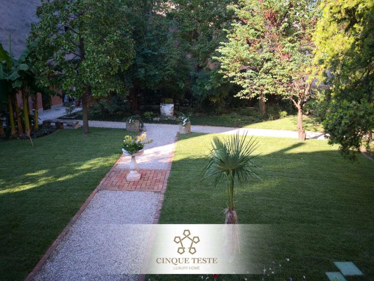 Cinqueteste Luxury Guest house 2*