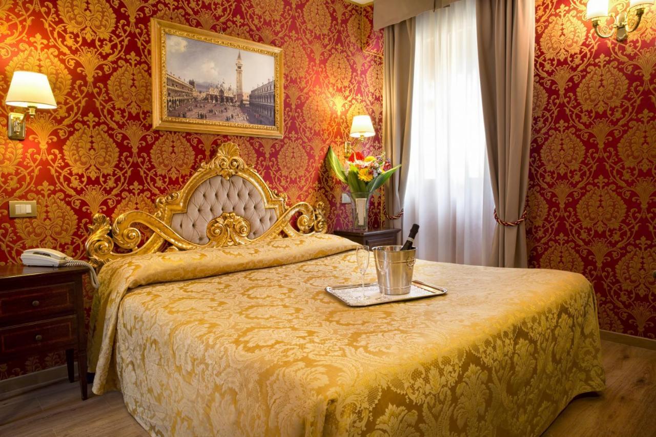 Residenza Goldoni Acomodação com café da manhã 