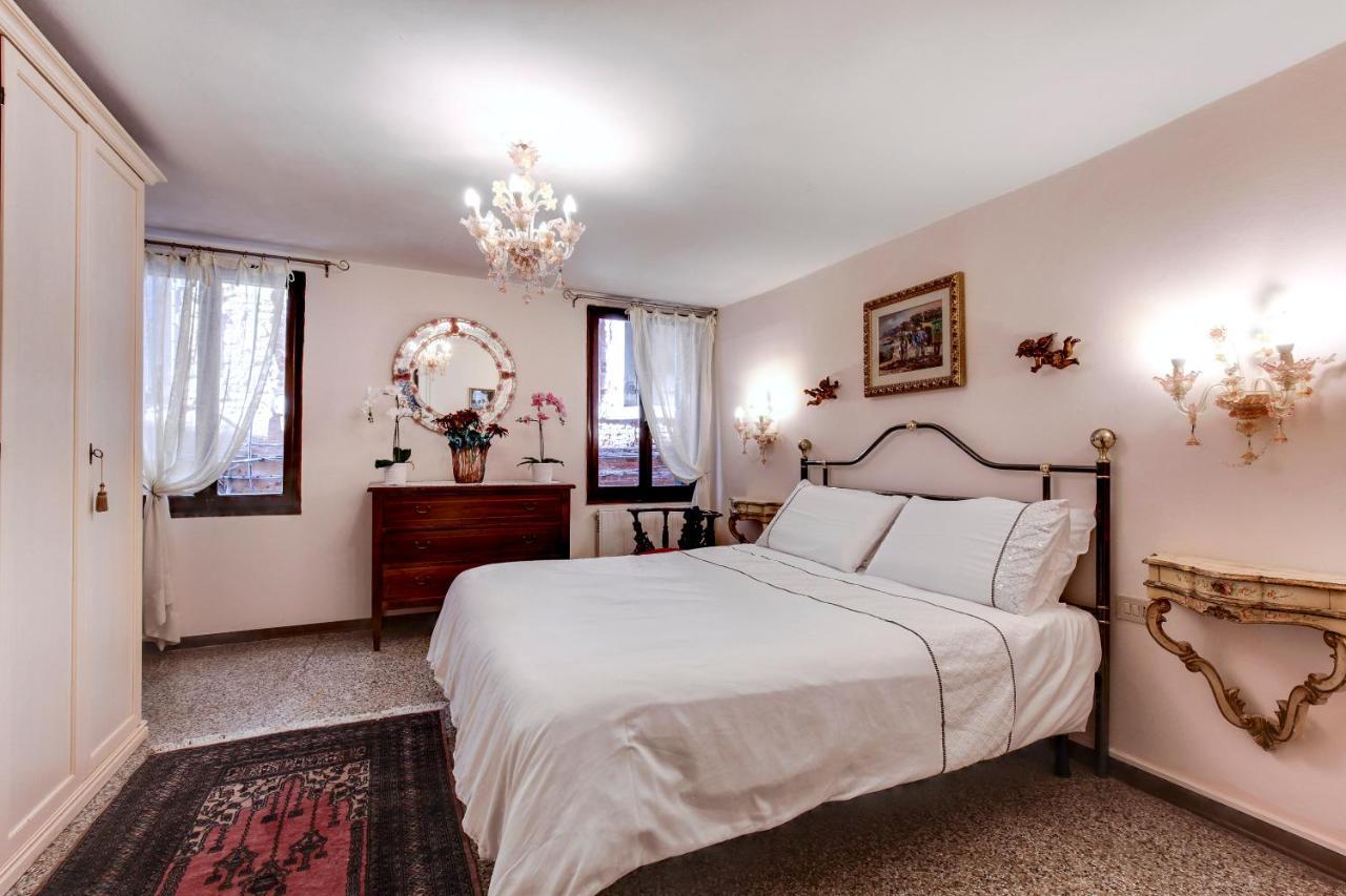 Ca' Apostoli Apartment *