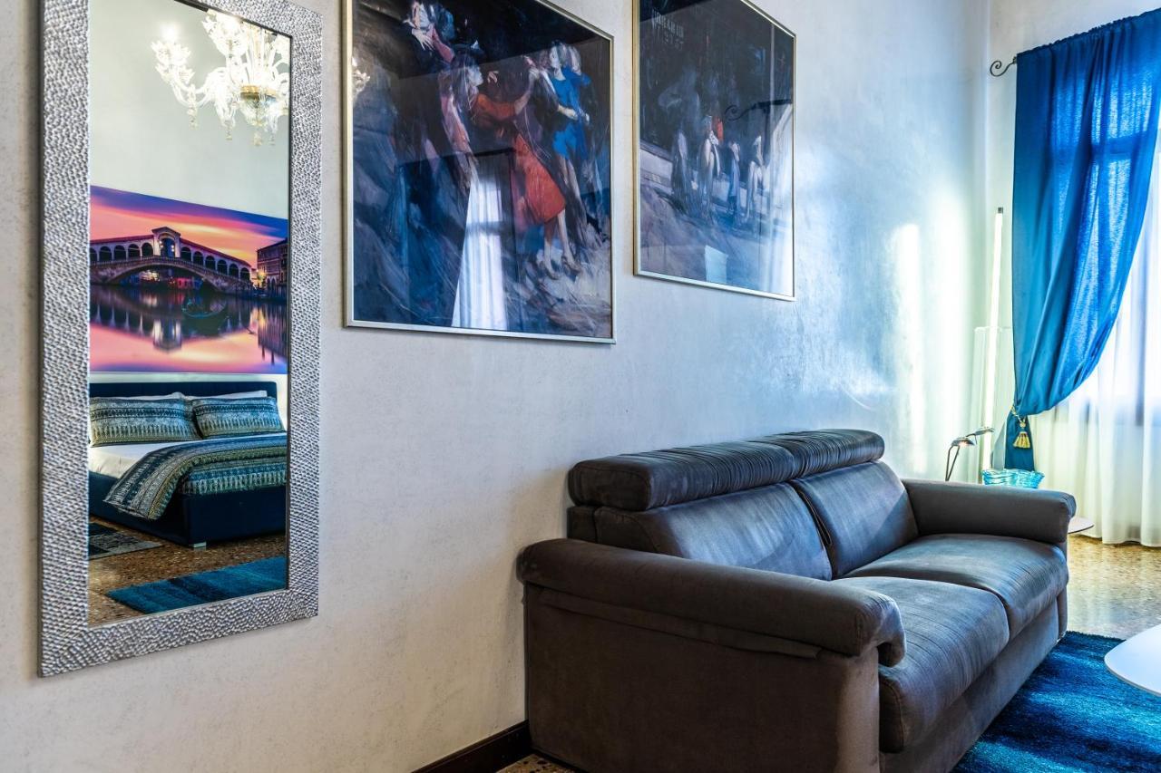 Ca Sant'angelo Apartment *